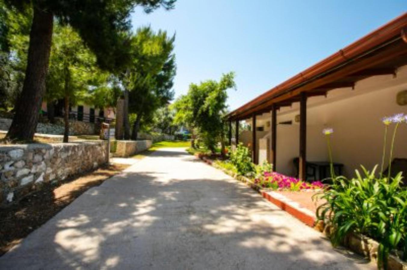Villaggio Uliveto Rodi Garganico Extérieur photo