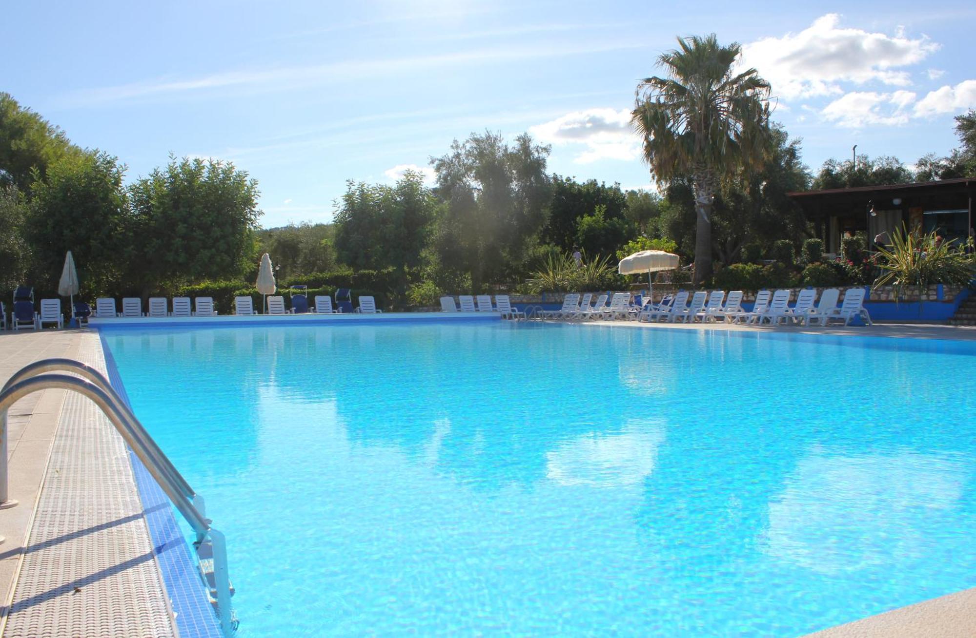 Villaggio Uliveto Rodi Garganico Extérieur photo